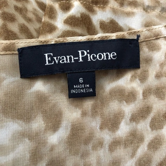 Evan Picone Animal Print Ruffle Blouse - Picture 4 of 5